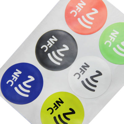 NFC de 213/215/216 RFID marca con etiqueta en las etiquetas de NFC del metal para el móvil