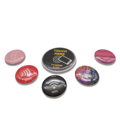 Substrato RFID del ANIMAL DOMÉSTICO en las etiquetas antis de epoxy de NFC del metal de la etiqueta 30m m del metal