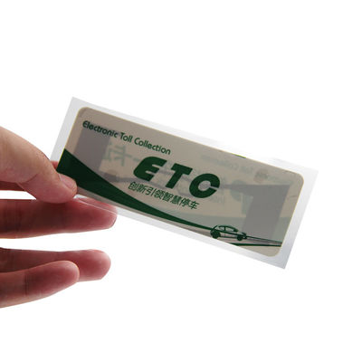 Etiqueta engomada de papel revestida Monza M4QT del parabrisas de la frecuencia ultraelevada de la etiqueta de la frecuencia ultraelevada del RFID