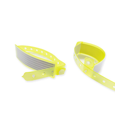 Etiqueta médica de la pulsera RFID del PVC para los pacientes con desordenes de la expresión del uno mismo