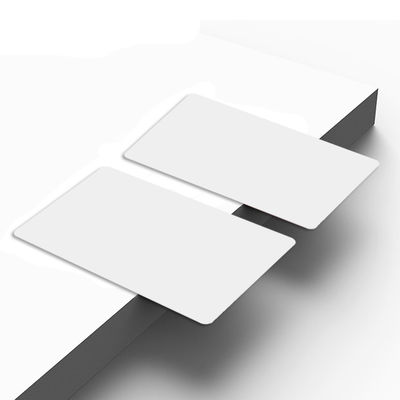 Tarjeta pasiva 860-960MHz ISO/IEC 18000-6C del RFID de la tarjeta blanca RFID de la frecuencia ultraelevada